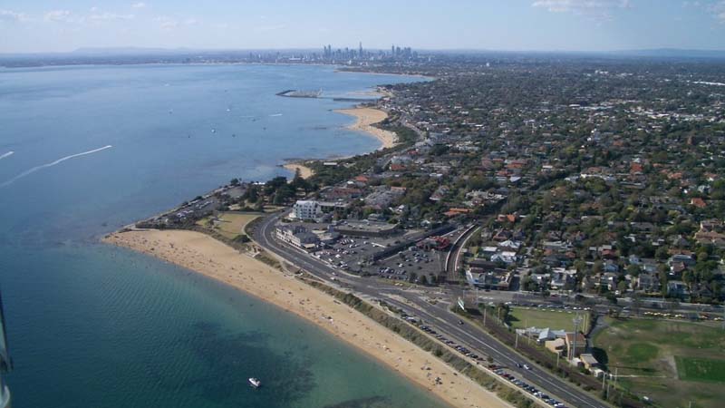 Join Professional Helicopter Services for a spectacular 20-minute helicopter flight to take in many of Melbourne city’s scenic highlights